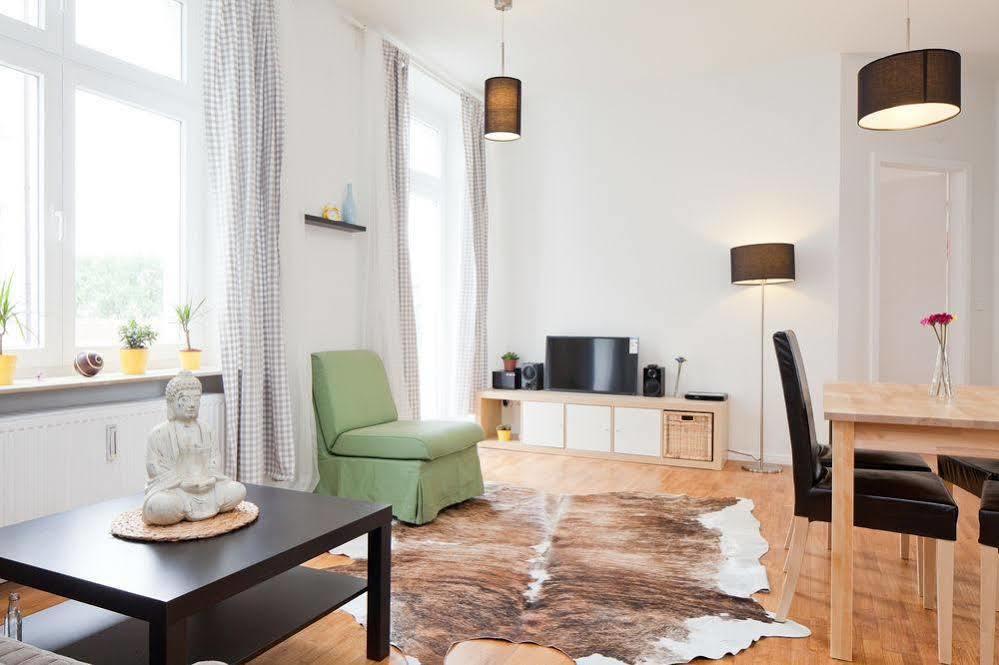 primeflats - Apartment Uthman Berlin-Neukölln Exteriör bild